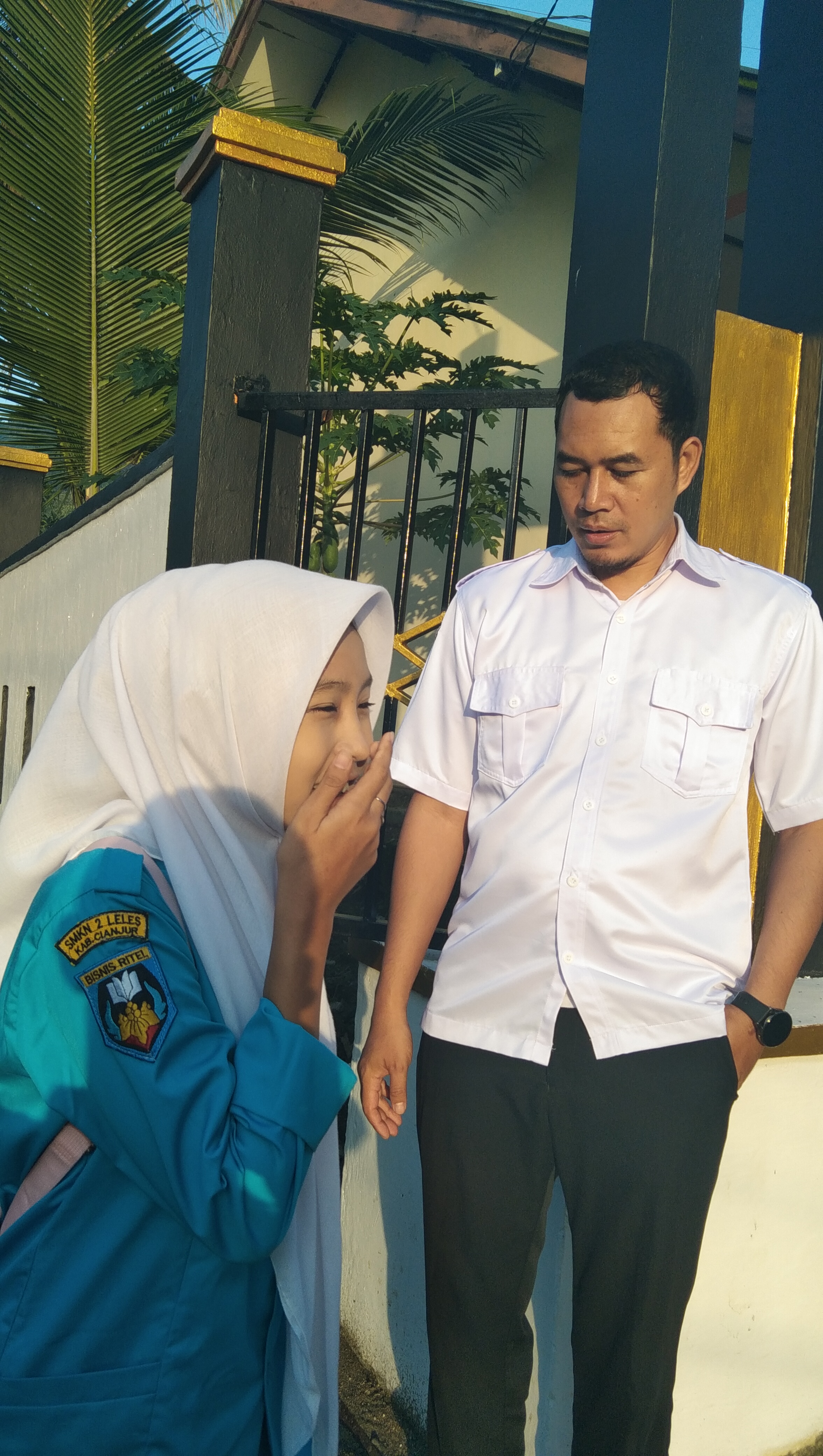 Konsistensi Tanpa Batas: Program "Rasamala Rabu" di SMKN 2 Leles Perkuat Karakter Disiplin