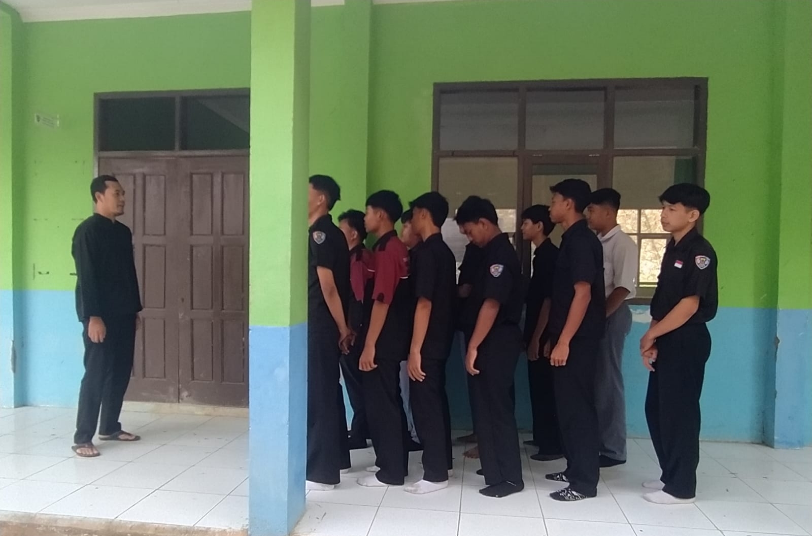 Lebih dari Sekadar Menyambut, Program "Rasamala" dan "Saninten" Siapkan Mental Belajar Siswa