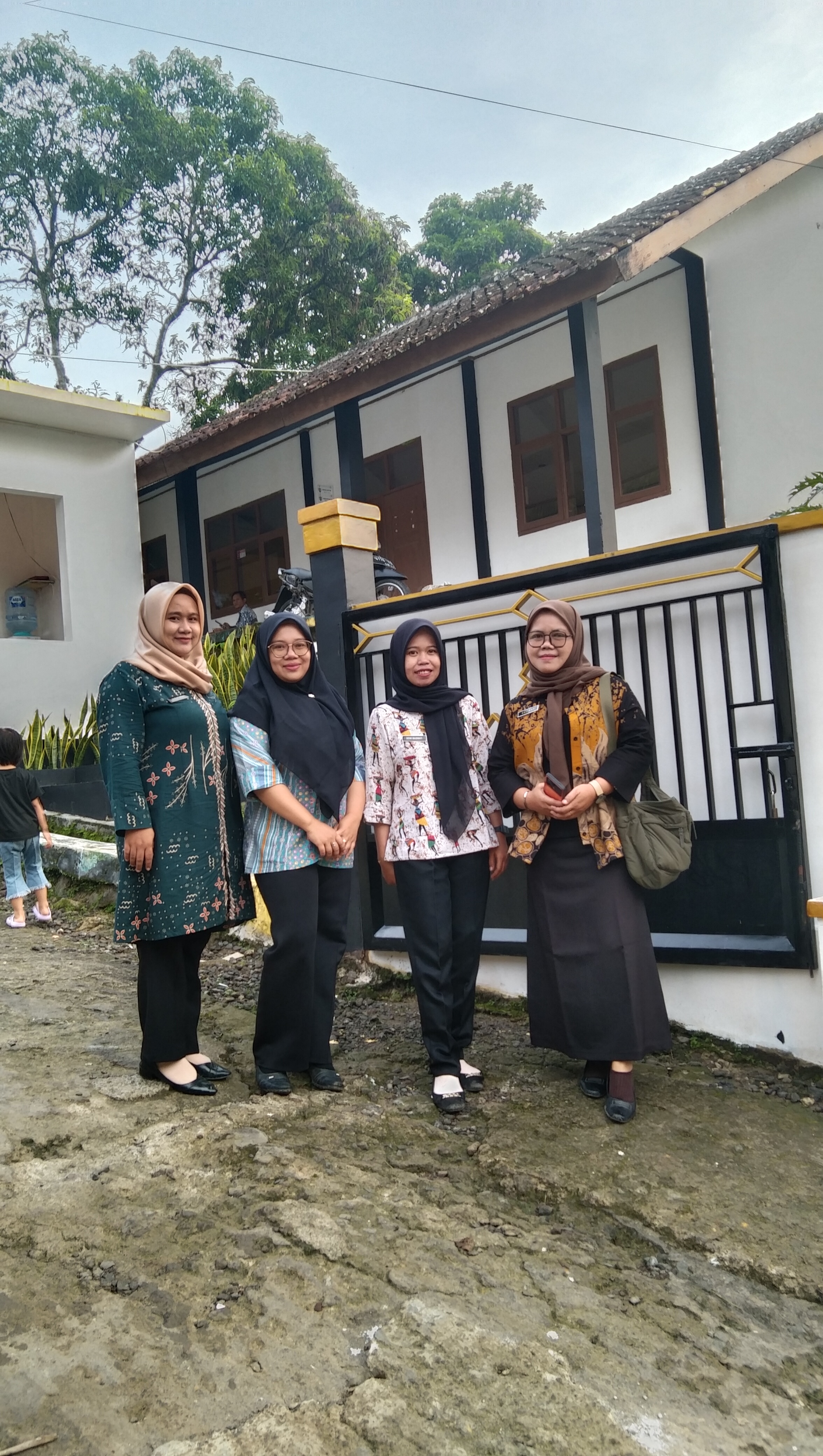 Program "Rasamala": Sentuhan Kasih Sayang dan Disiplin Digital di Bawah Kepemimpinan Iksan Anwar 